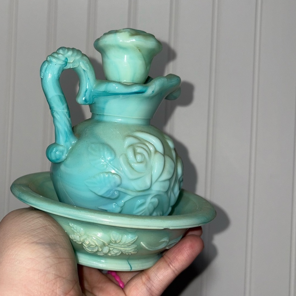 Vintage 1970’s Jadeite Glass Avon Decanter & Bowl - Picture 7 of 12